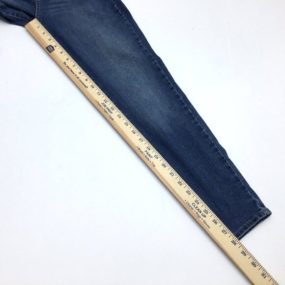 Levi's Signature Women's Jeans Totally Shaping Skinny size 4S length 28" - Picture 6 of 9